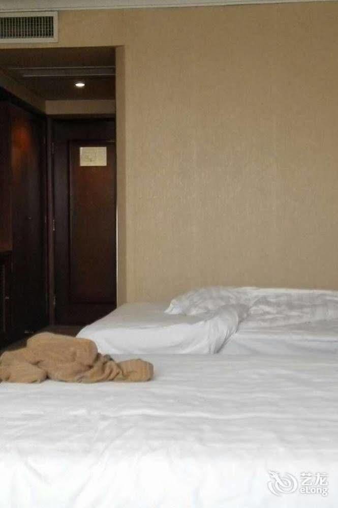 Tianjin Tianyu Hotel エクステリア 写真