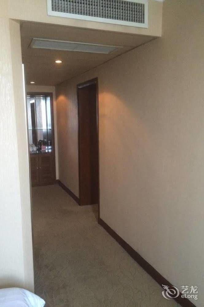 Tianjin Tianyu Hotel エクステリア 写真